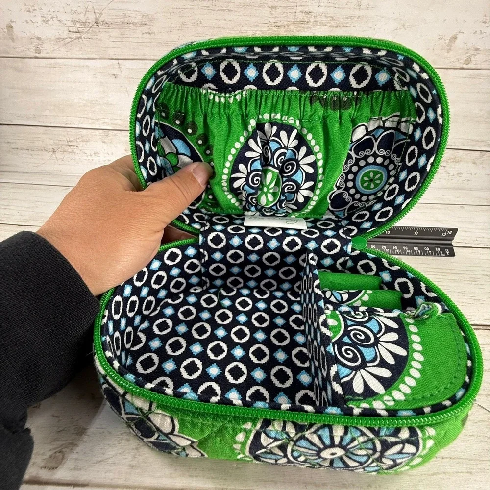 Vera Bradley Quilted Jewelry Organizer Case Green Navy Paisley Floral Travel Bag